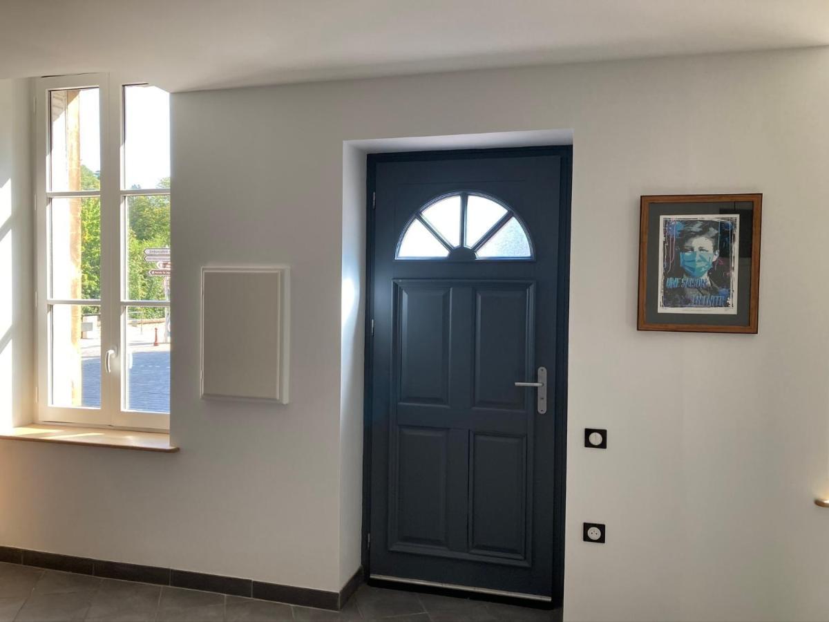 Suite Charles - Vue Musee Rimbaud Charleville-Mezieres Exterior photo